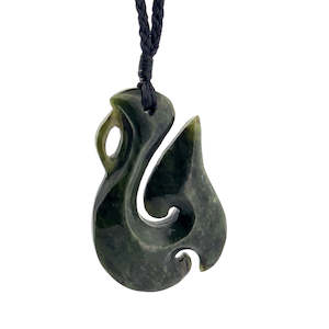 Pounamu Greenstone: NZ Greenstone Hei Matau Pendant