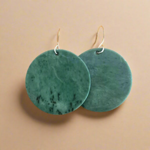 Pounamu Earrings: Whakakai Pounamu (Disc Earrings) - 1