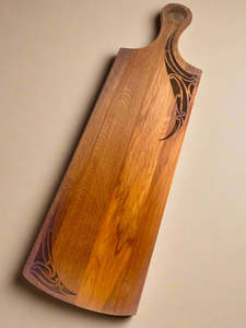 Te Ra Papa: Serving Platter with Moko Detailing