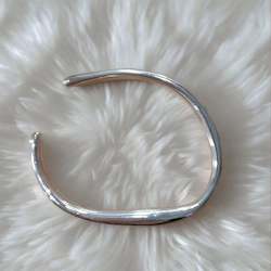Jewellery: So comfy - Solid Silver Bangle