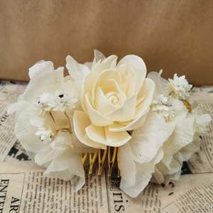 Cream Hydrangea Hair Slide