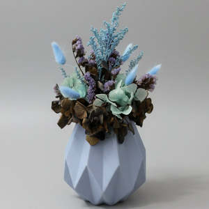 Homeware: Shade of Blue -Dried Arrangement