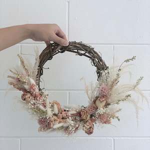 Natural Pinky Wreath