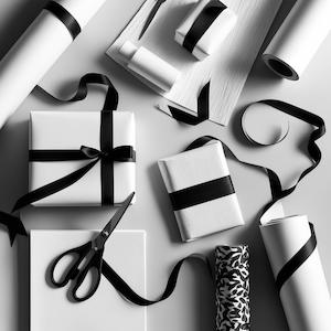 About You: Gift Wrapping