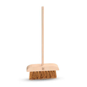 Outdoor Toys: Hape Yard Broom