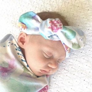 Topknot Headbands: Sweet Petal topknot headband