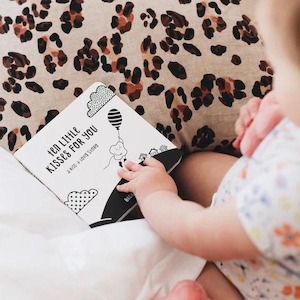 Toys: Ten Little Kisses Book