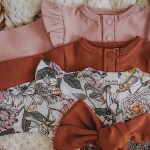 Clothing: Biscuit Growsuit