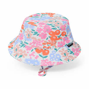 Crywolf Swim Bucket Hat Berry Garden