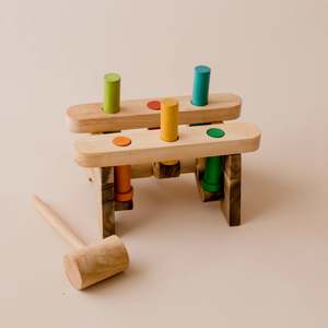 Wooden Toys: Q Toys Pound A Peg