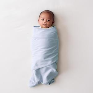Sleep: Miracle Blanket Swaddle Sky