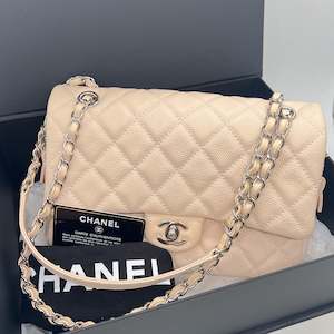 CHANEL LIGHT PINK FLAP BAG