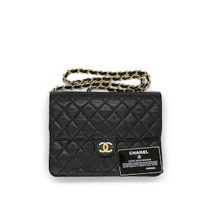 Items Chanel: CHANEL VINTAGE FLAP BAG
