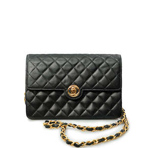 Items Chanel: CHANEL VINTAGE FLAP BAG BAG
