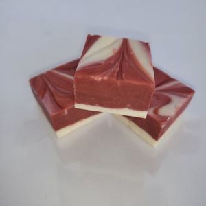 Products: Red Velvet 160 Gram Bar