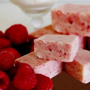 Dairy Free Fudge: Raspberry Dairy Free 160 Gram
