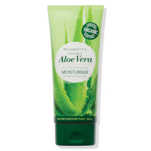 Sunscreen After Sun: PLUNKETTS Aloe Vera Moist. 200ml