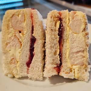 Chicken Cranberry Club Sandwich