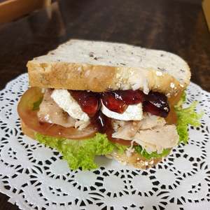 Sandwiches: Chicken, Brie & Cranberry Dagwood