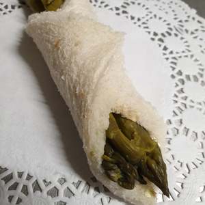 Asparagus Rolls