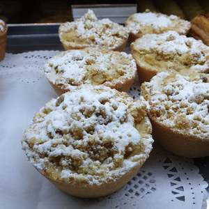 Fruit Pies: Apple Crumble