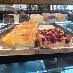 Specialties: Streusel Slice