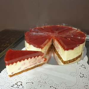 Specialties: Cheesecake (Slice)