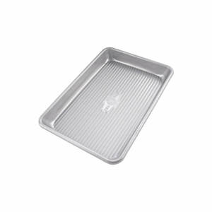Baking Cookie Sheets: USA Pan Mini Sheet Pan