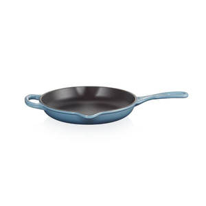 Enamel: Le Creuset Signature 23cm Cast Iron Skillet