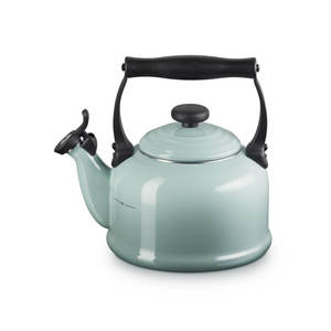 Cookware: Le Creuset Traditional Kettle 2.1L Sea Salt