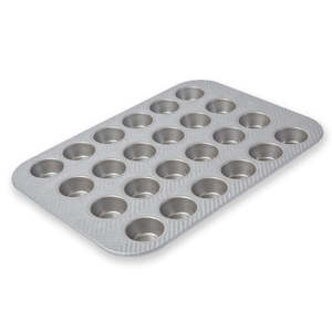 USA Pan Mini Muffin pan 24cup