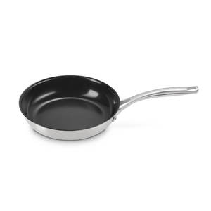 Cookware: Le Creuset Essentials 3-Ply Non-Stick Frypan