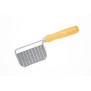 Cook Tools: Cuisena Crinkle Cutter