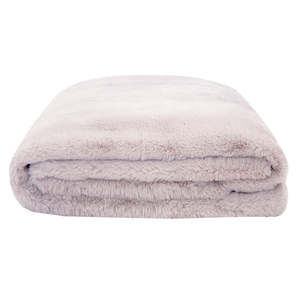 20 05 Winter Must Haves: Frida Faux Fur Throw - Thistle