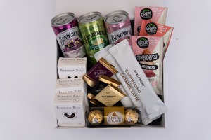 Products: TRIPLE TREAT - Barclae Ridge Gift Solutions