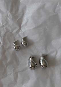 Products: Darcy Earrings - Silver