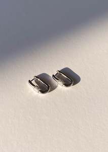 Spring Summer 23 Collection: Cyrus  Huggies - Silver