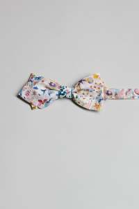 Liberty Felda Bow Tie
