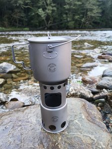 Large Pot with Stacking Twig Stove - Barrett Outdoors