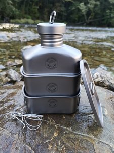 Products: Canteen Set - Barrett Outdoors