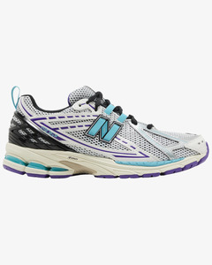 Us11: New Balance 1906R Hornets