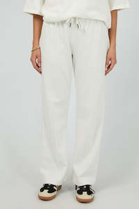 SILENT THEORY Nara Wide Let Trackpant Vintage White