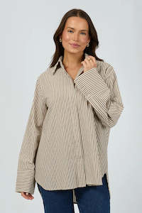 Shirts Womens: SILENT THEORY Sunday Longsleeve Shirt Chocolate