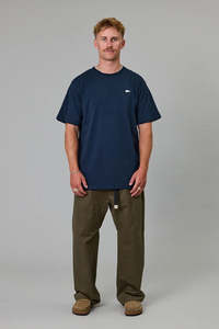 JUST ANOTHER FISHERMAN Stamp Sea Tee Navy