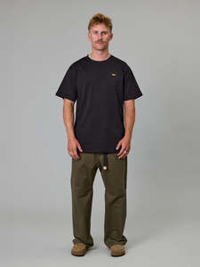 JUST ANOTHER FISHERMAN Stamp Sea Tee Black