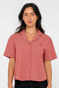 RUSTY Summer Court Ss Shirt Red