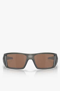 Sunglasses: OAKLEY Heliostat 9231 04 Matte Grey Smoke Prizm Tungsten Polar