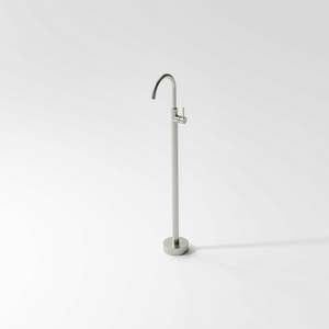 CODE INTERIORS VERSA FLOORSTANDING BATH FILLER WITH MIXER