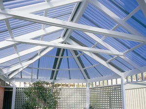 Products: Sunline - Bay Plastic