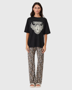 Remain: Cruiser Tee Washed Black